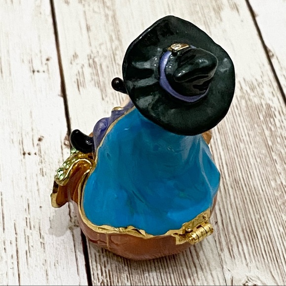Artform Witchiepoo Halloween Enamel Trinket - Picture 3 of 15